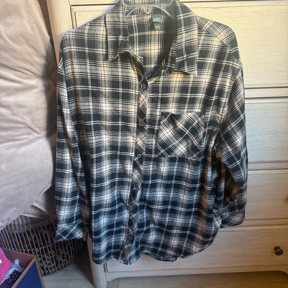 Wild Fable Black and Cream Flannel
